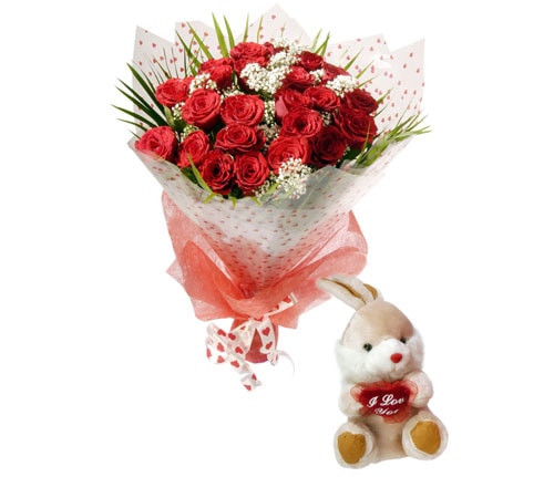 Ankara Keçiören Sincan Çiçekçi firma ürünümüz 11 adet kırmızı gül buketi ve oyuncak Ankara Yenimahalle Çiçekçi firma ürünümüz 
